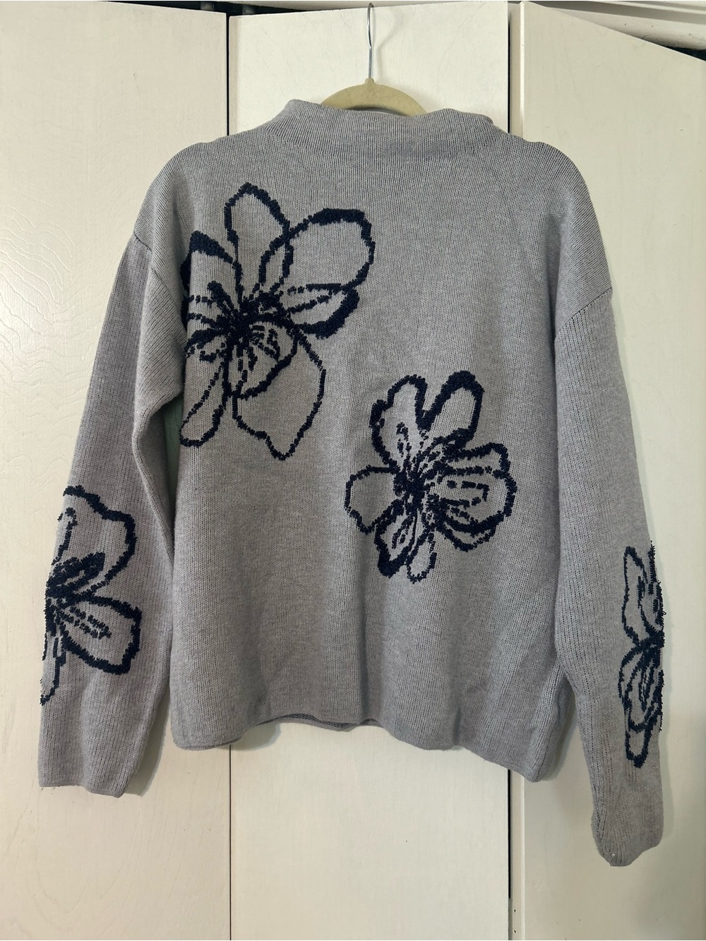 Rachel Zoe Light Gray Crewneck Sweater with Navy Embroidered Floral Motif